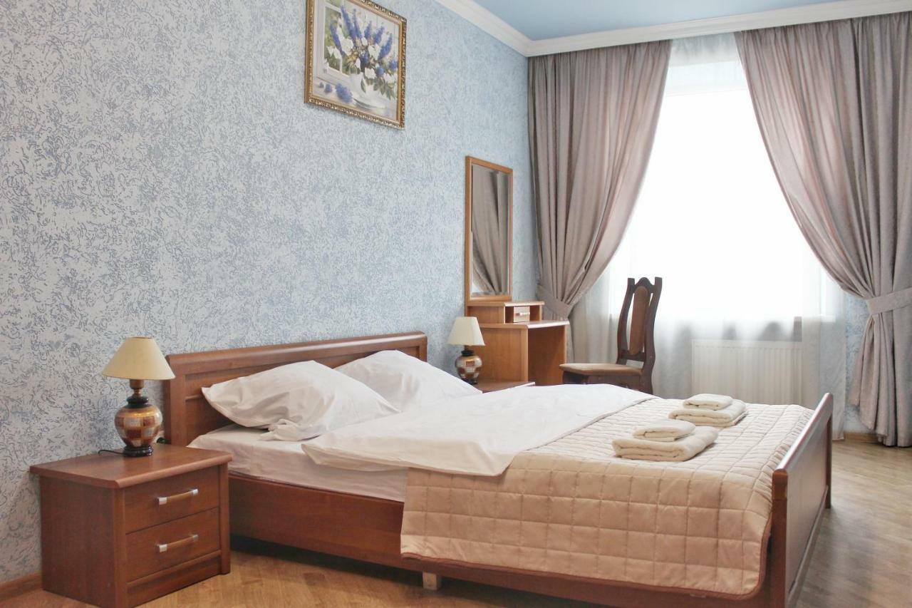Квартира В Центрі Львова Вулиця Міцкевича 5, Простора З Гарним Видом На Місто エクステリア 写真