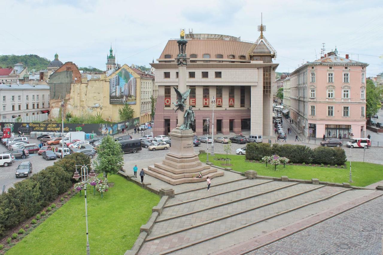 Квартира В Центрі Львова Вулиця Міцкевича 5, Простора З Гарним Видом На Місто エクステリア 写真